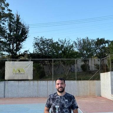 Κωνσταντινος